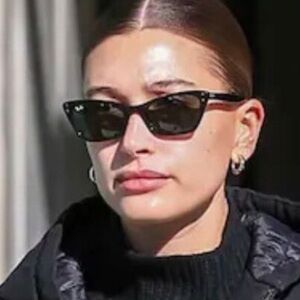 Ray-Ban lady Burbank Black Sunglasses